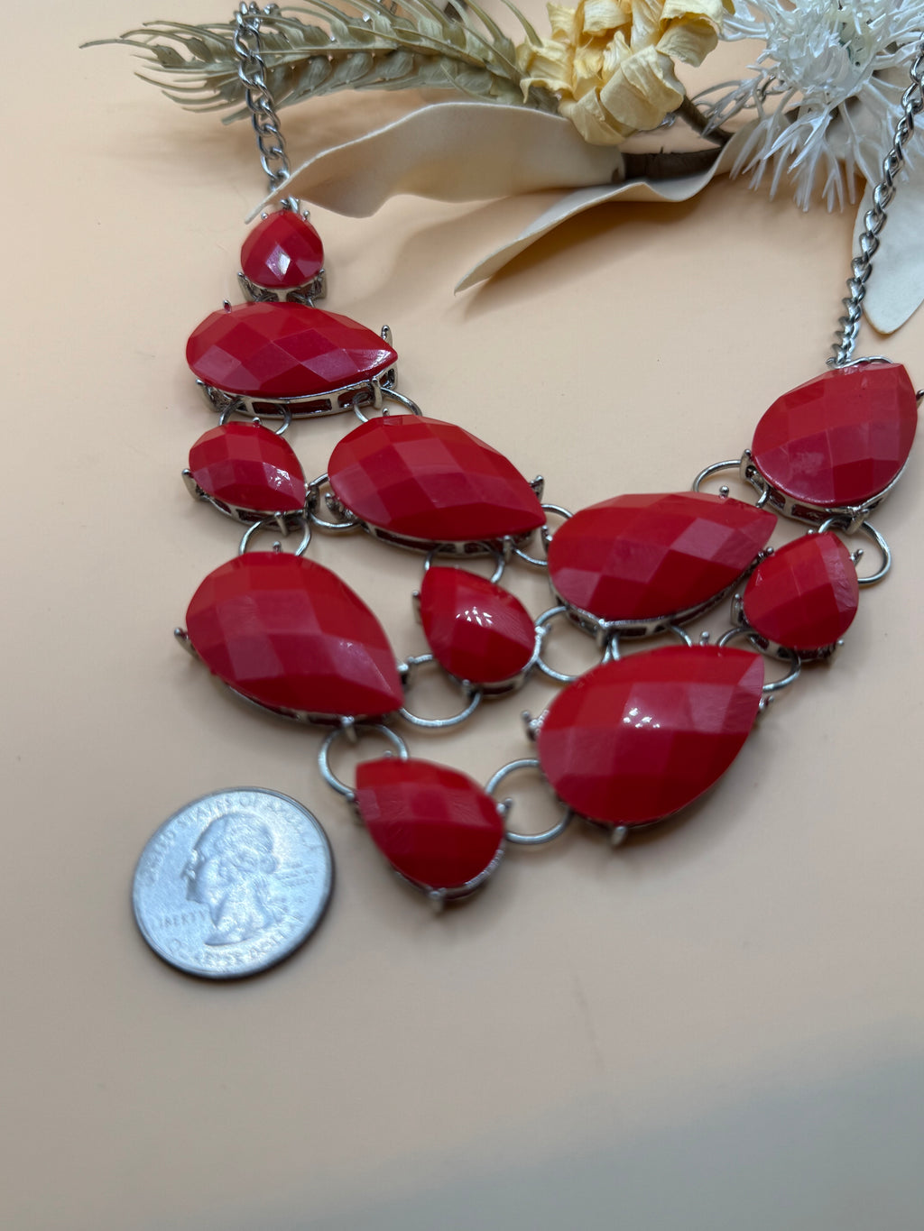 Red Faceted Acrylic Statement Bib Necklace Silver Tone Chain 16” Adjustable