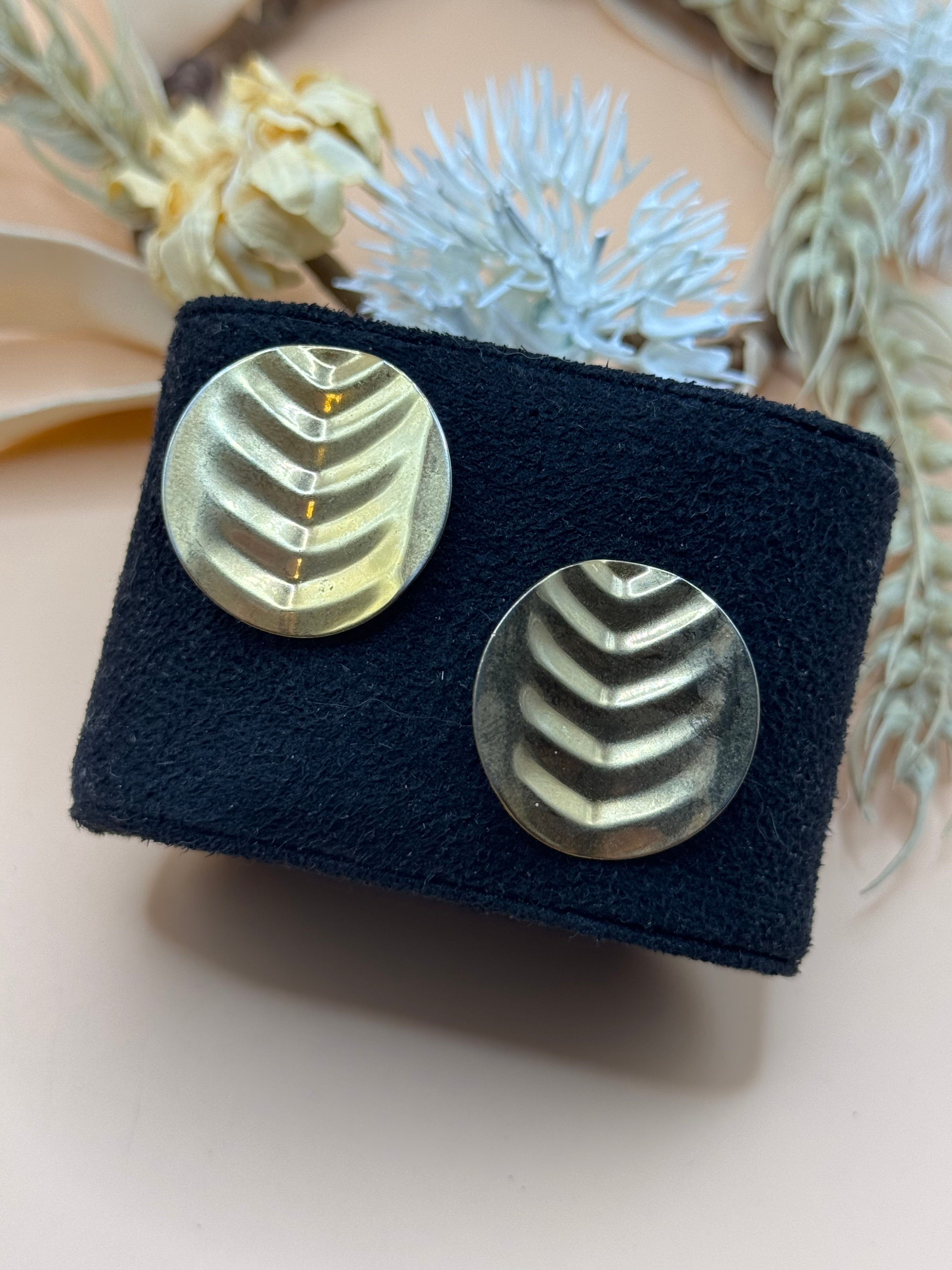 Vintage Gold Tone Textured Chevron Disc Stud Earrings Statement Jewelry