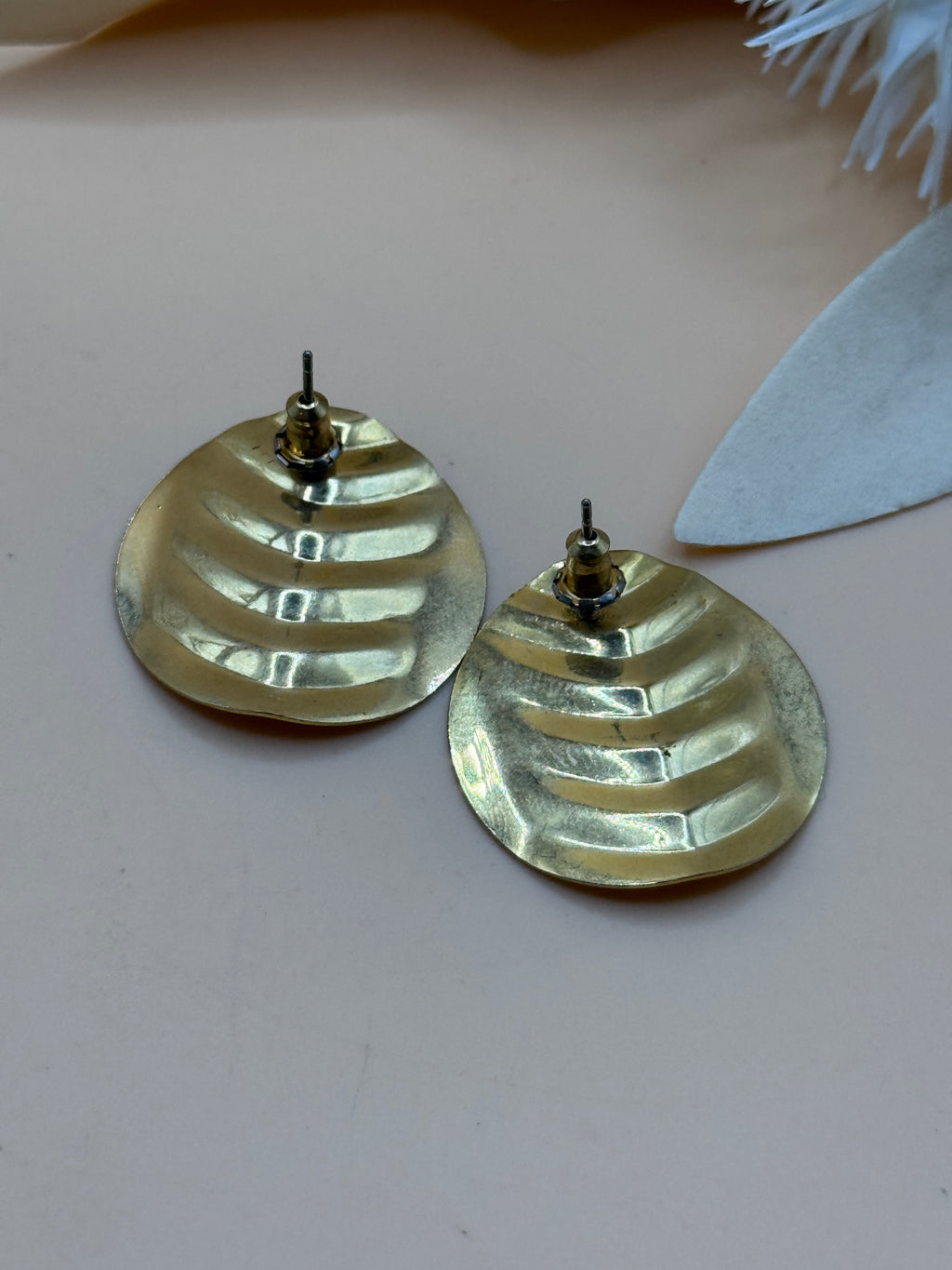 Vintage Gold Tone Textured Chevron Disc Stud Earrings Statement Jewelry