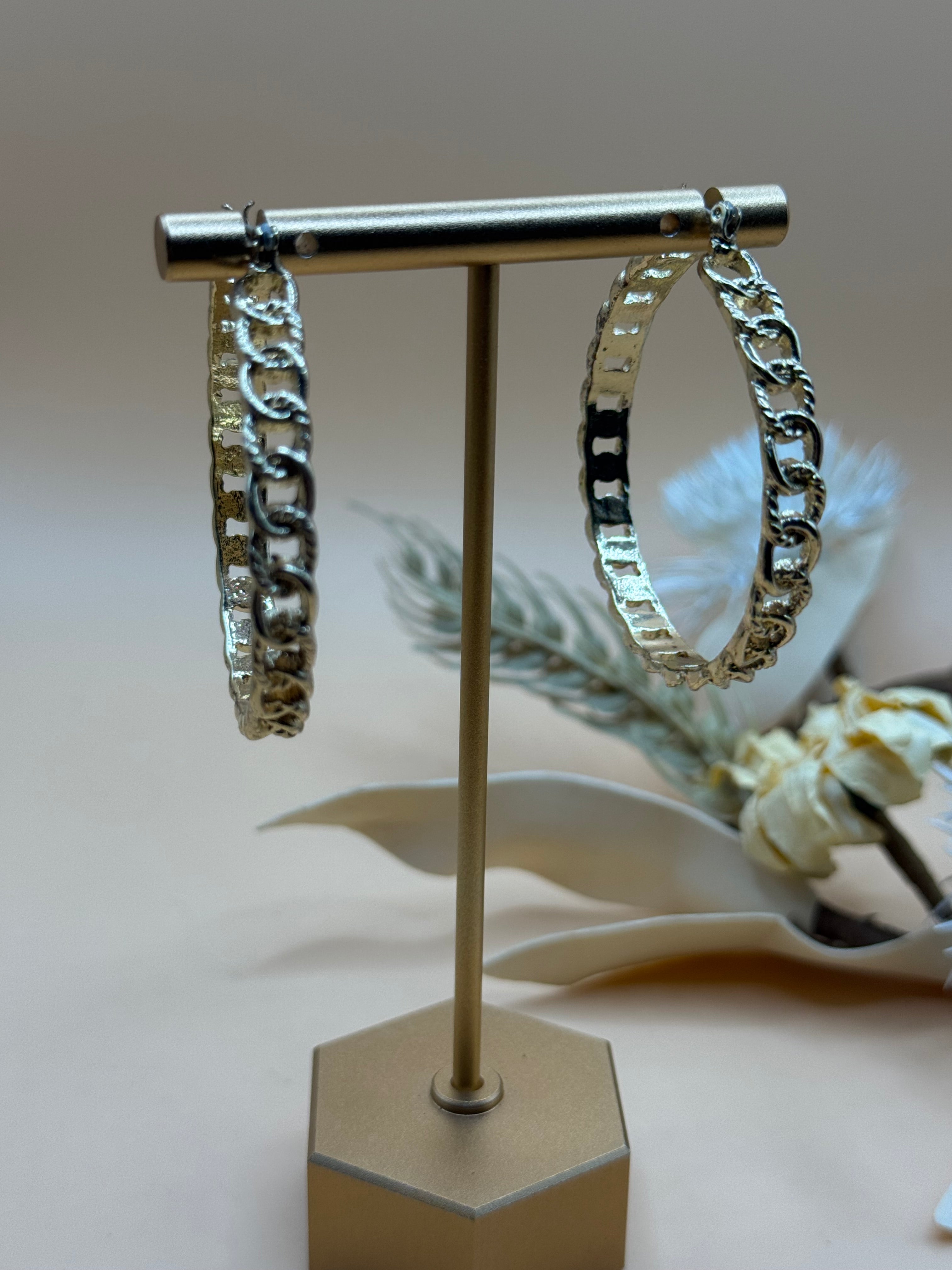 Gold Tone Chain Link Hoop Earrings Detailed Statement Jewelry