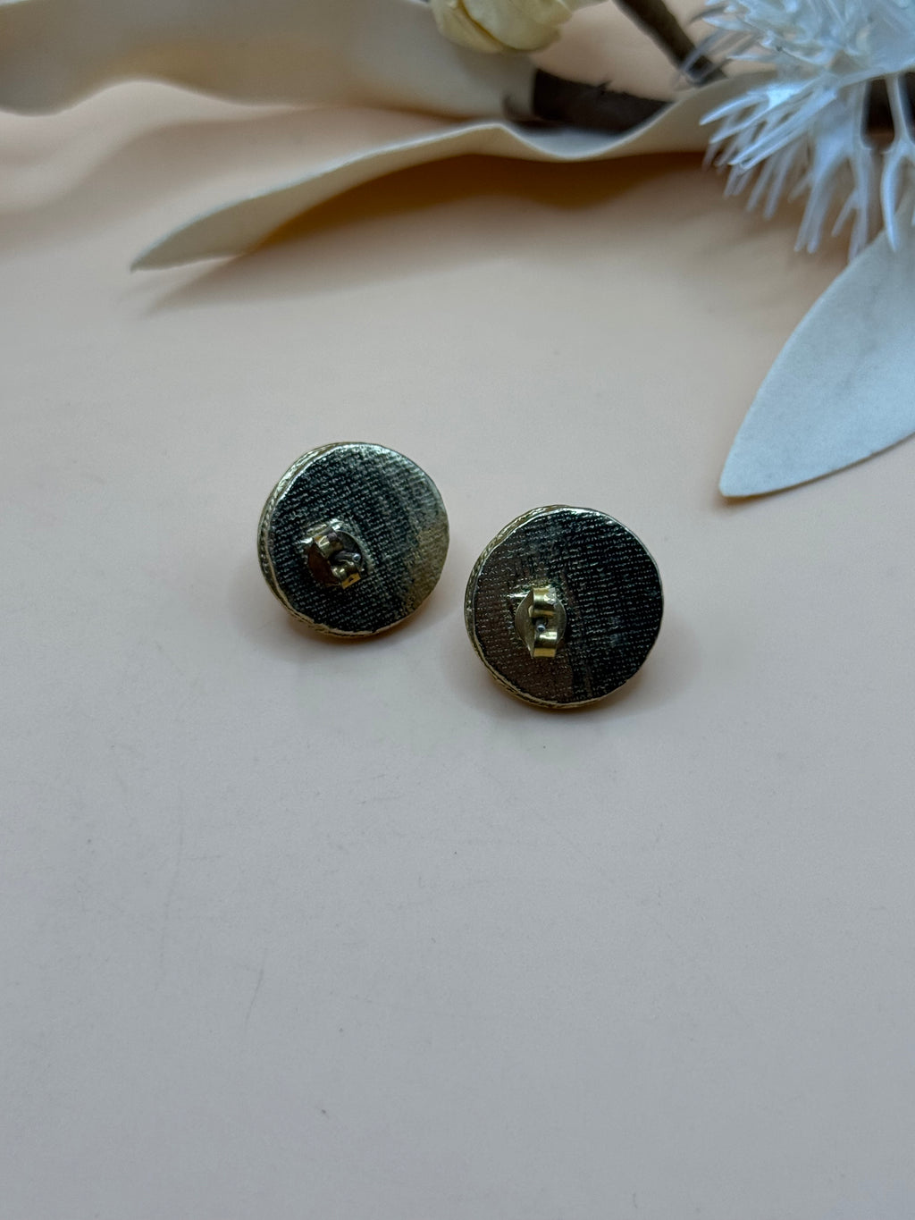 Vintage Gold Tone Pearl Stud Earrings Rope Twist Border