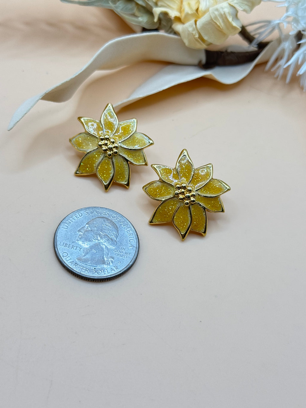 Vintage Yellow Glitter Gold Tone Flower Stud Earrings