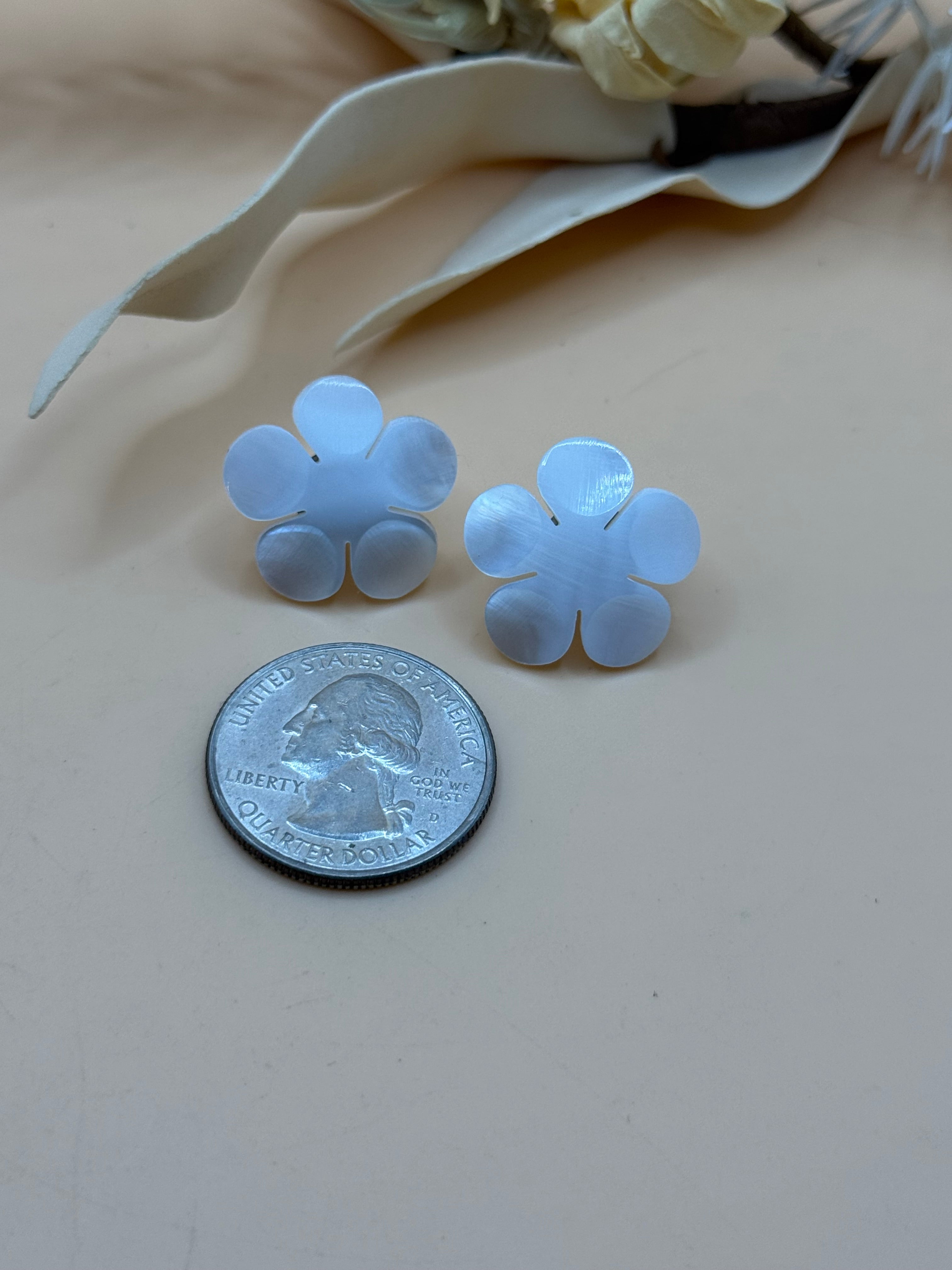 Pearlescent White Flower Stud Earrings