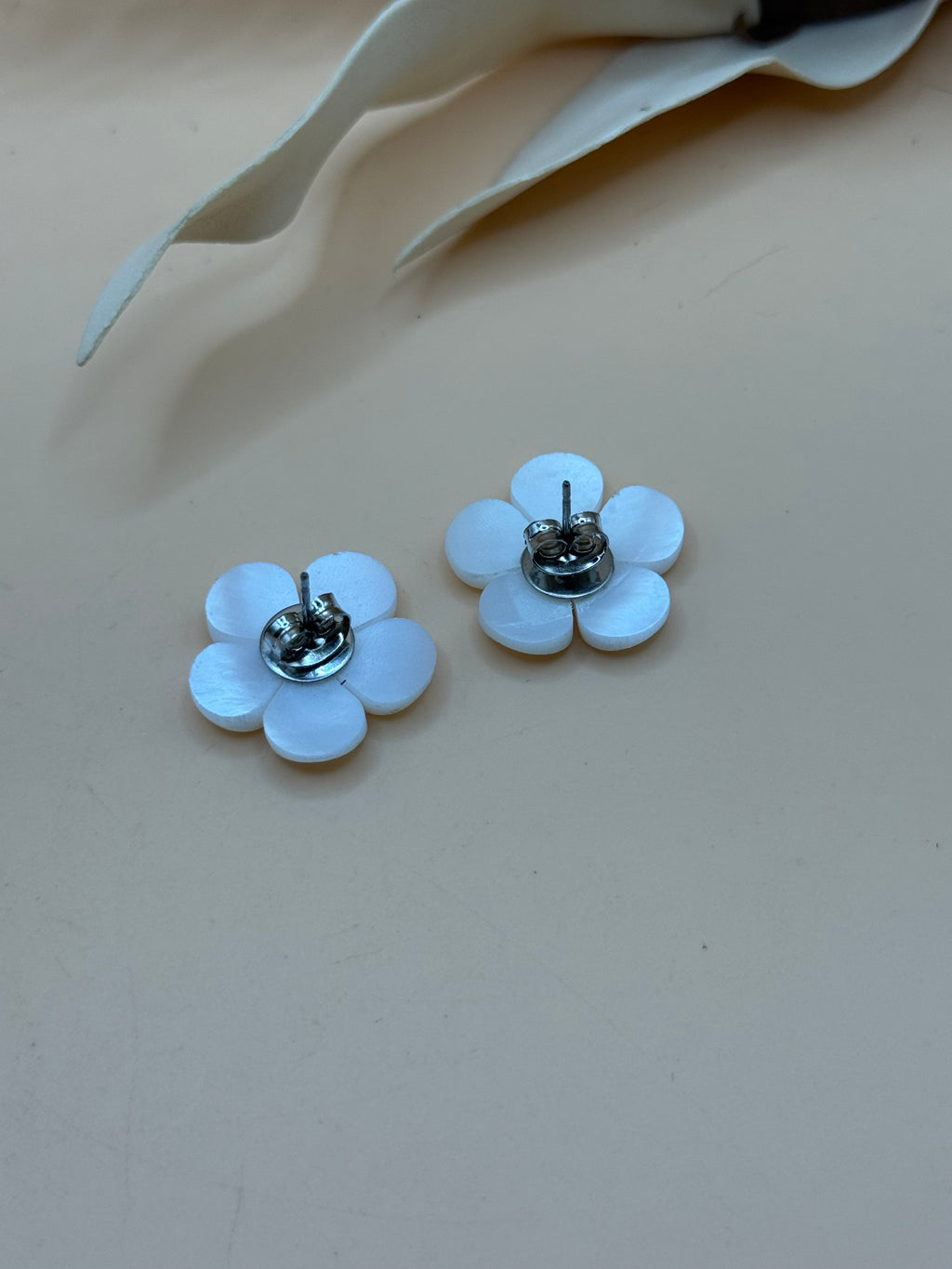Pearlescent White Flower Stud Earrings