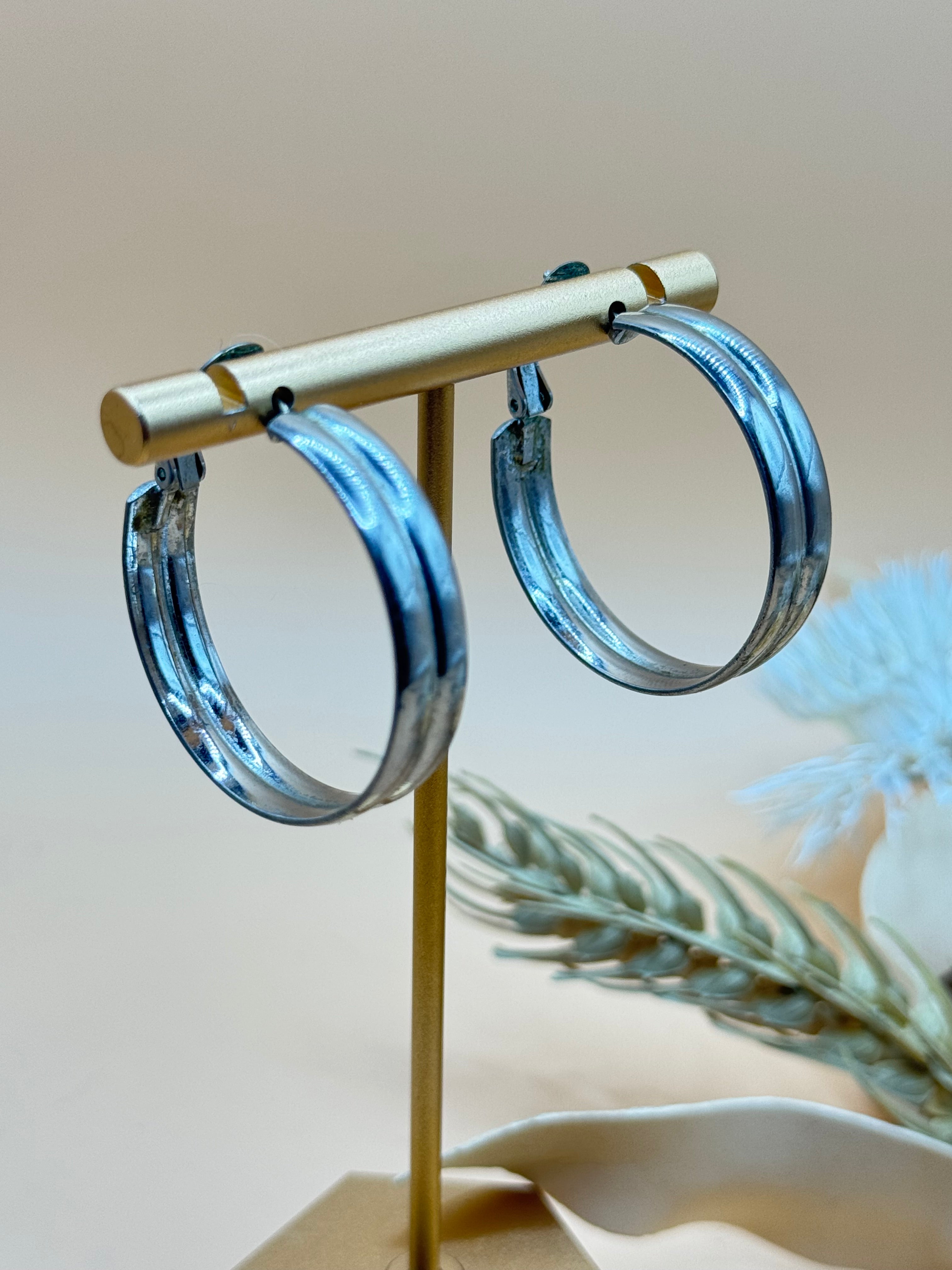 Vintage Silver Tone Double-Ridge Wide Hoop Earrings