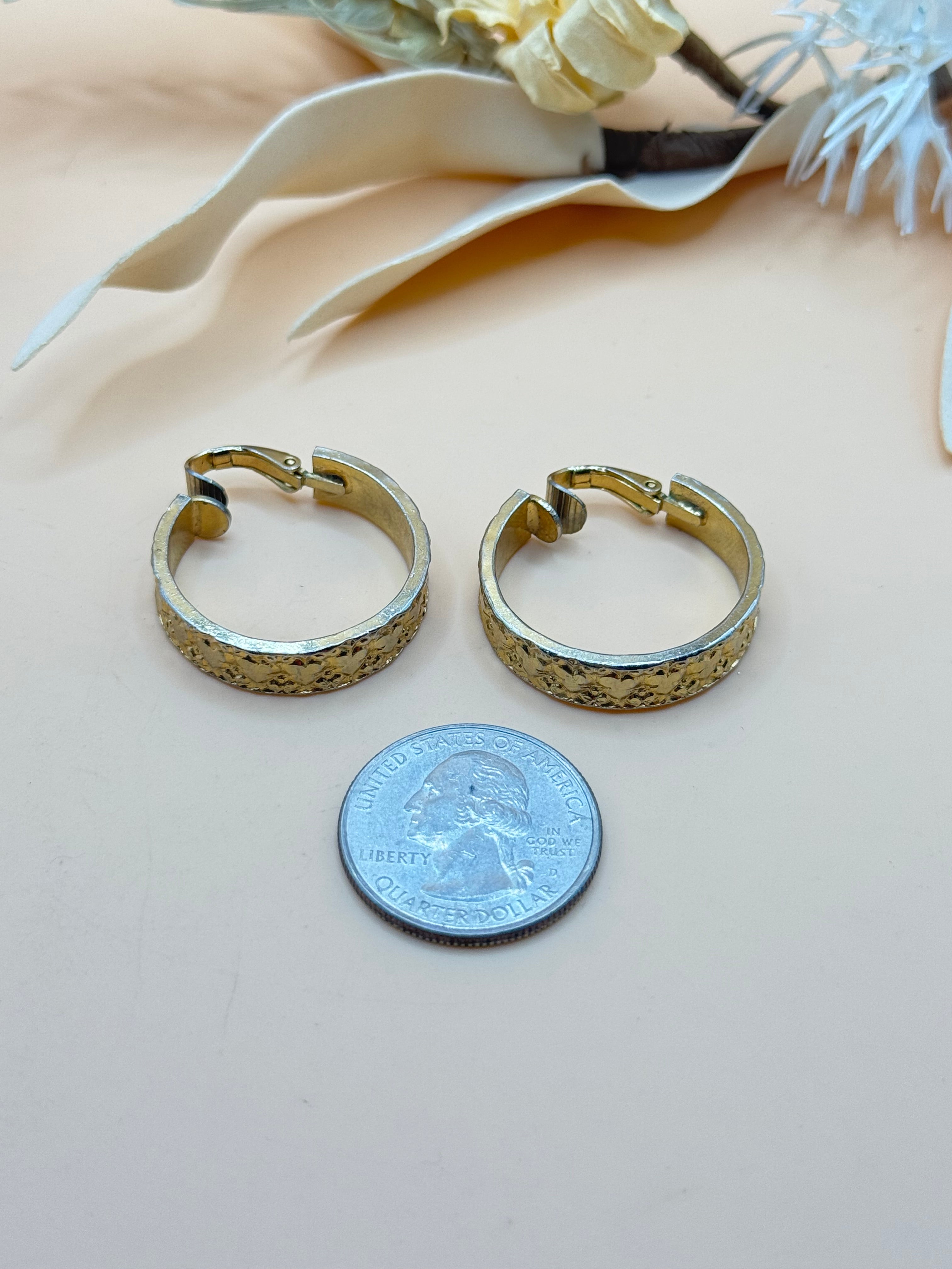 Vintage LH Segal California Silver Tone Hammered Hoop Clip-On Earrings